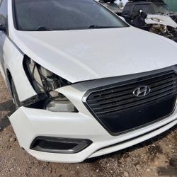 Hyundai Sonata Hybrid For Parts