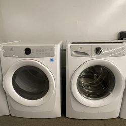 2020 Electrolux Front Load Washer And Dryer Gas