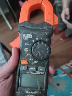 Klein Tools CL220 Digital Clamp Meter