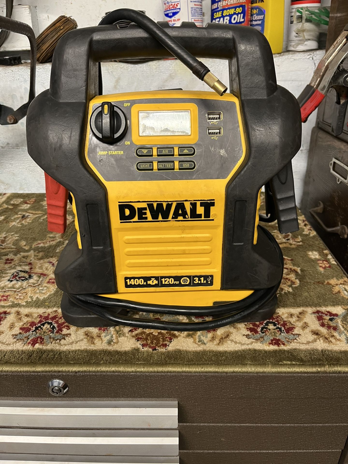 JUMP STARTER DEWALT