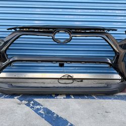 2019,2020,2021,2022,2023 Toyota Rav4 Front Bumper/Defensa Delantera Oem,Original  Ask