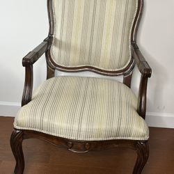 Vintage Style / Queen Anne Accent Chair - Ashley Furniture