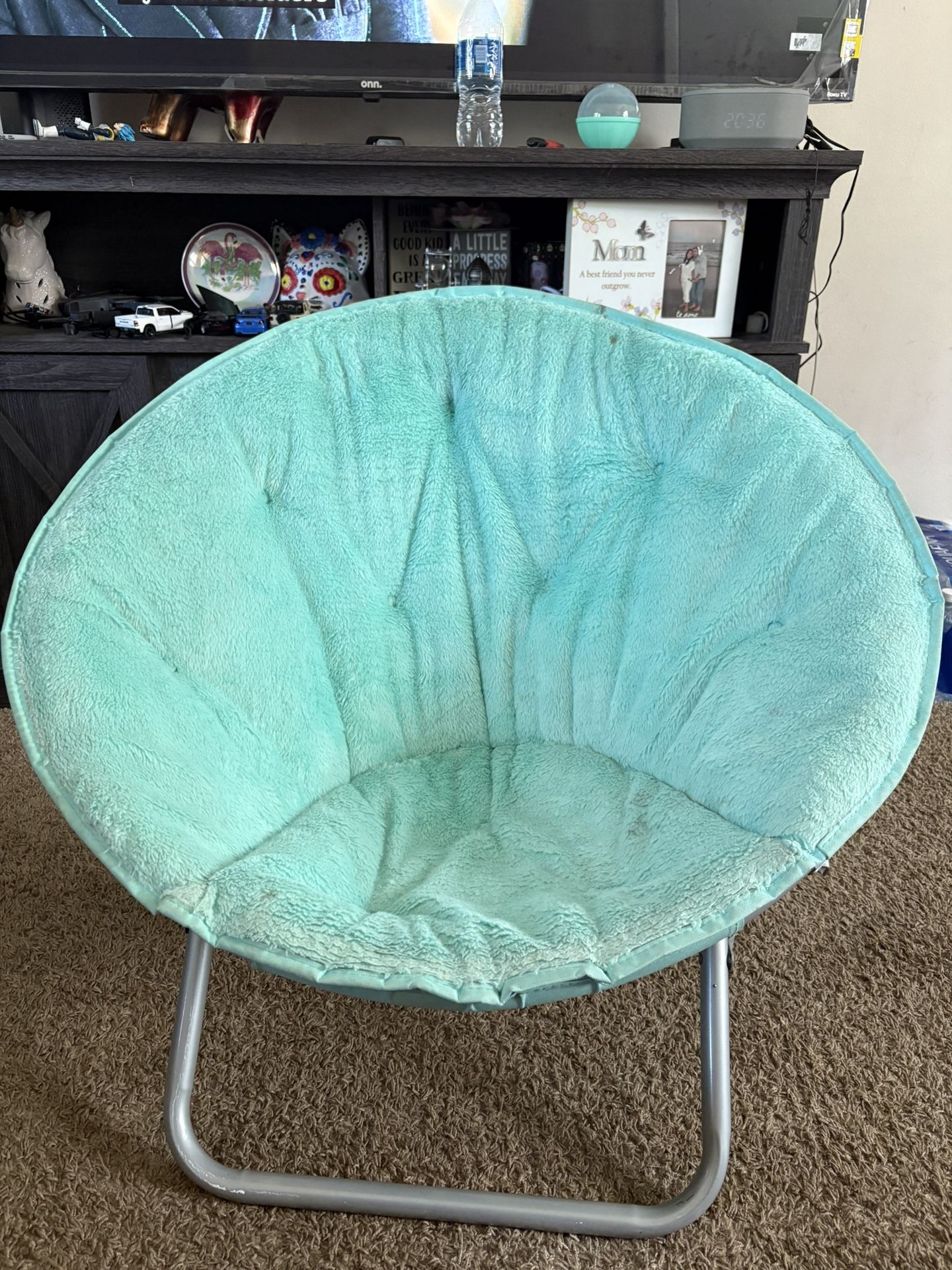 Plush chair