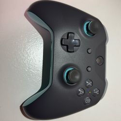 Xbox Controller An Turtle Beach Headphones 