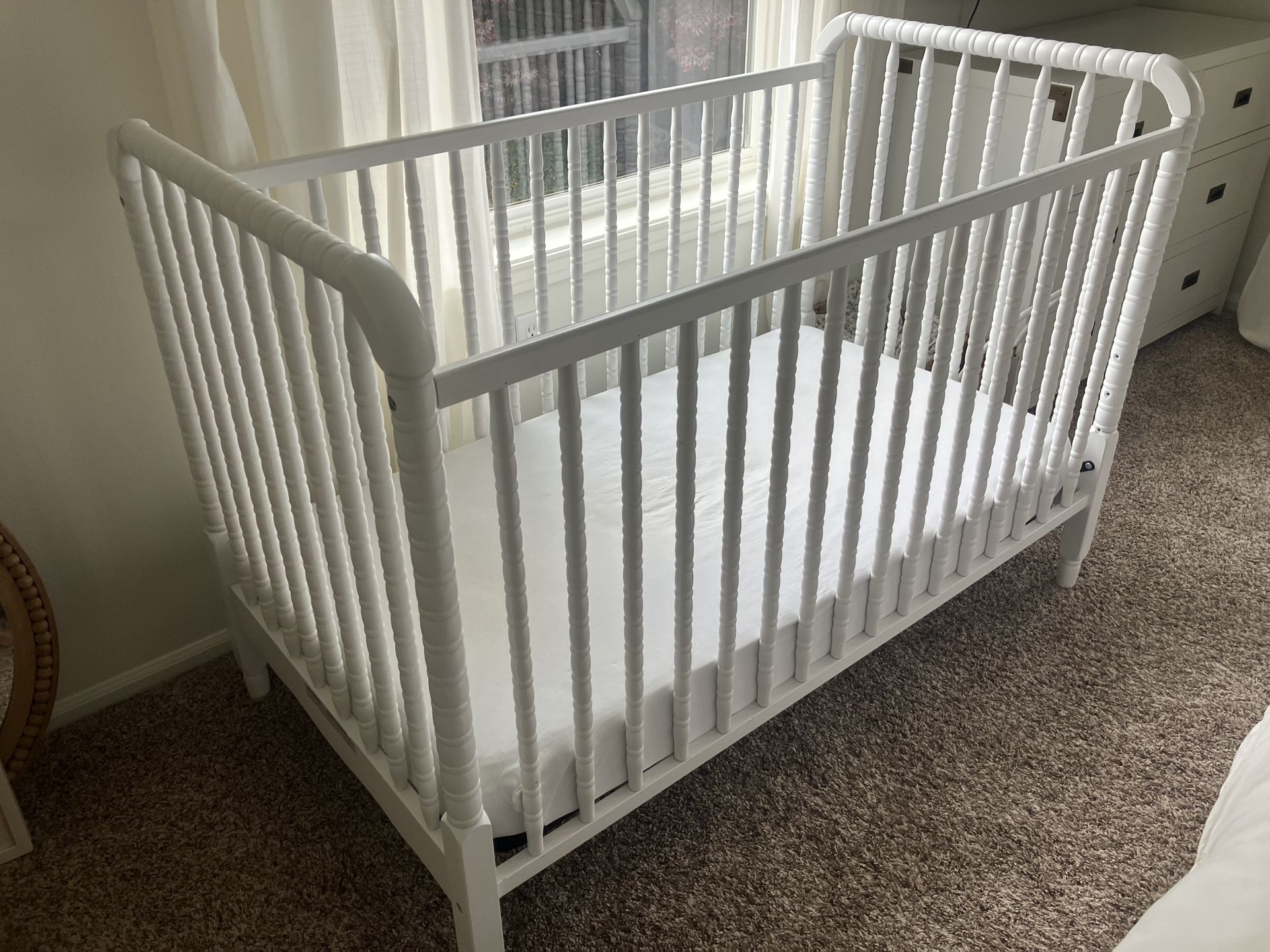 Jenny Lind Crib