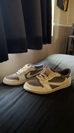 Travis Scott Jordan 1 Low “Reverse Mocha”