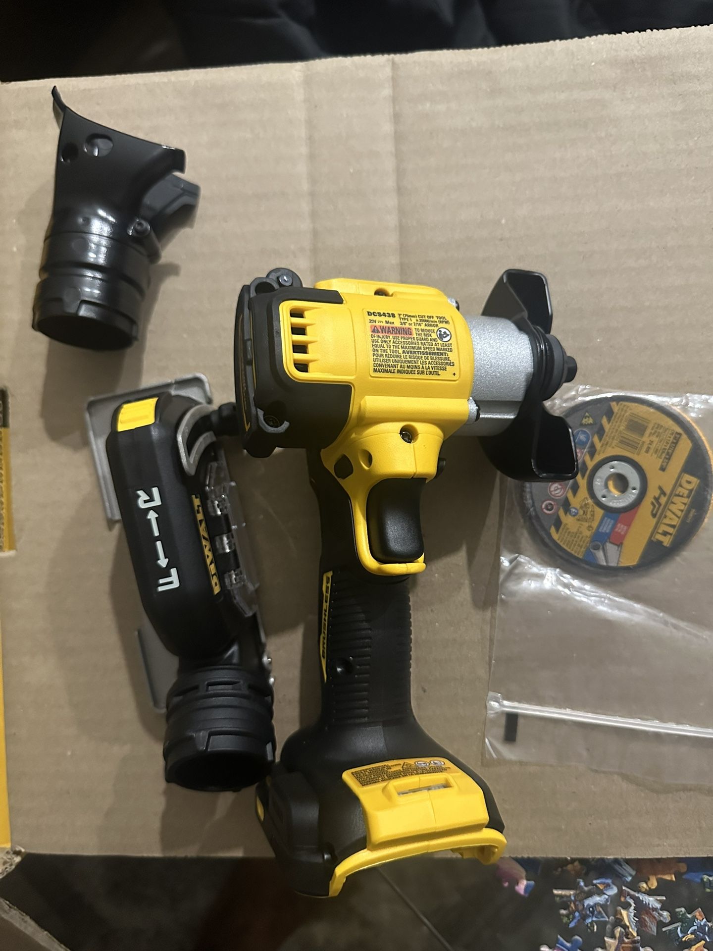 Xr 3-in 20-volt Max Triggers Switch