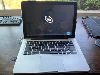 2009 Apple macbook Pro Linux