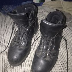 Lnew Heavy leather red wing work boots very nice only $75 see all pictures