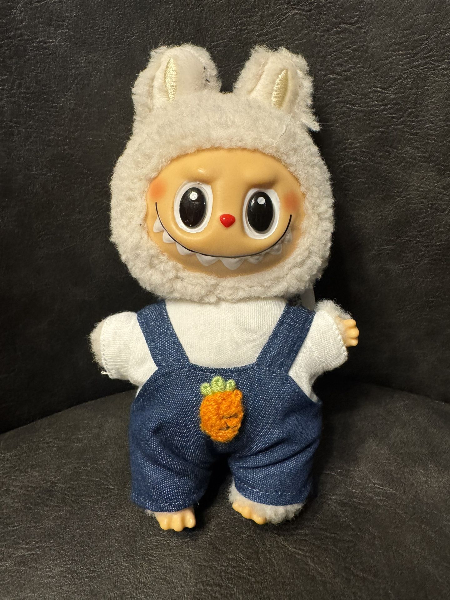 POP MART LABUBU Replacing Clothes Set