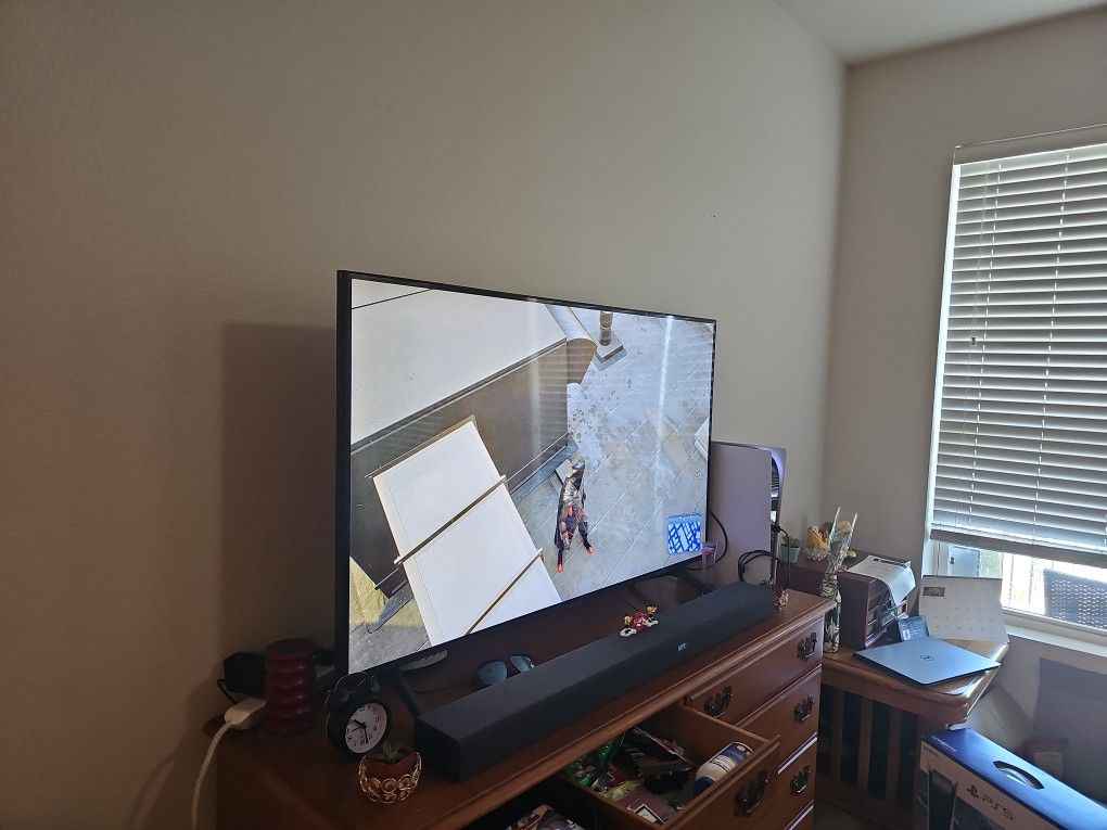 Samsung Crystal UHD TV - 50 Inches (TU7000)