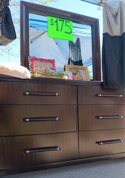 👍🏼👍🏼👍🏼👍🏼👌🏼👌🏼DRESSER👌🏼👌🏼👍🏼👍🏼👍🏼👍🏼