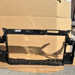 2011-2016 Hyundai Elantra Radiator Support