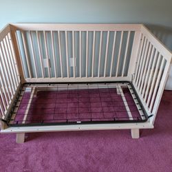 DaVinci Convertible 4-in-1 Crib (Natural Wood)