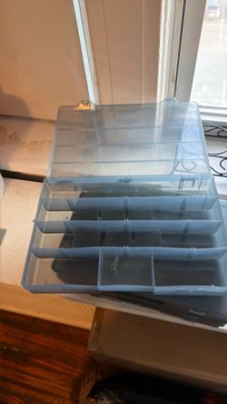 Storage containers