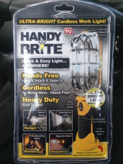 Handy Brite Cordless Work Light, 500 Lumens LED SEALED NEW ***