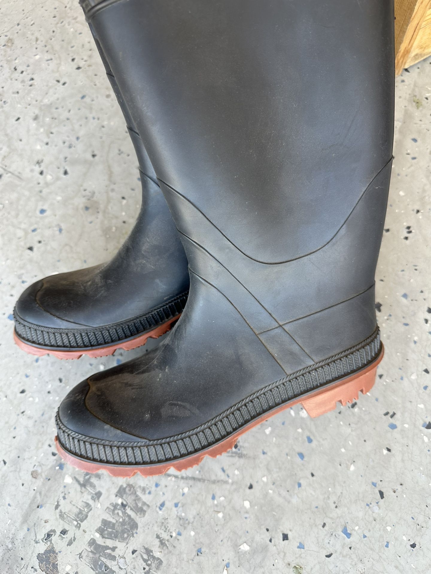 Rain boots