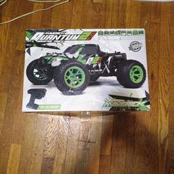Maverick Quantum Flux 2 Monster Truck