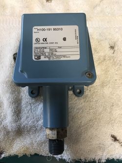 Box United Electric Controls Pressure Switch