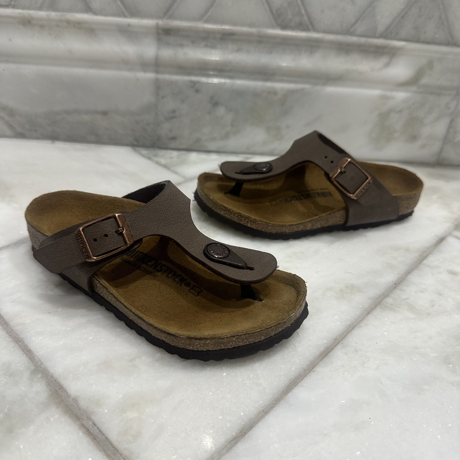NWOT Size 10 Toddler Girl Birkenstock Gizeh Sandals