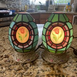 Set of 2 Vintage Tiffany Style Egg Shaped With Rose Cheyenne Lamp Lights