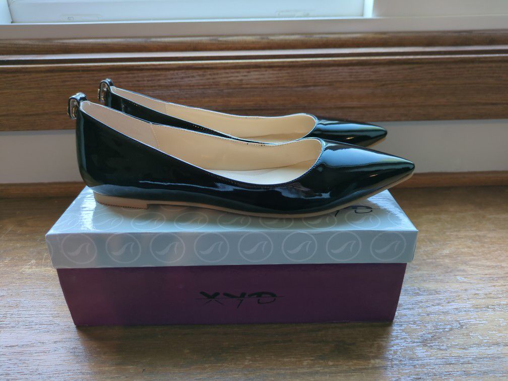 XYD Closed Pointed Toe Flats, Black Size 10