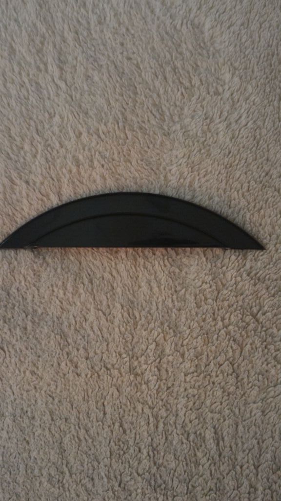 vw notch cover for badgeless grille. Fits 99-04 jetta