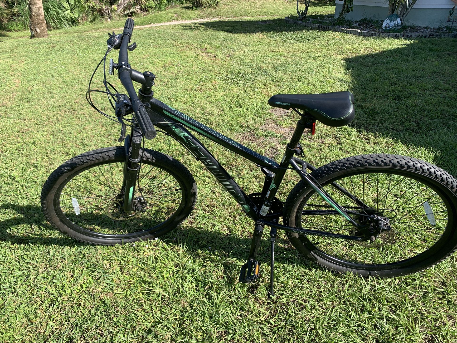 Schwinn 26 Inch 21 Speed Bike Bicycle