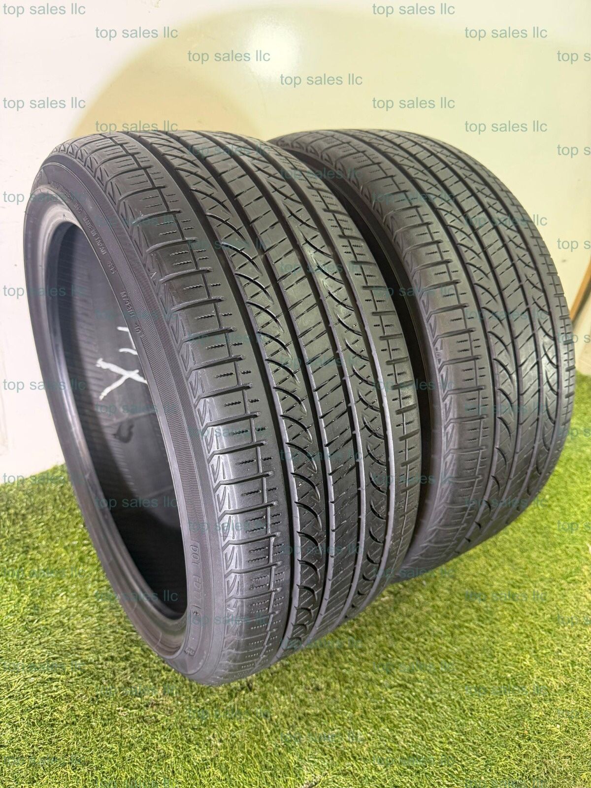 U832 225 40 18 88V Yokohama Avid GT 2 Used Tires 80% Life