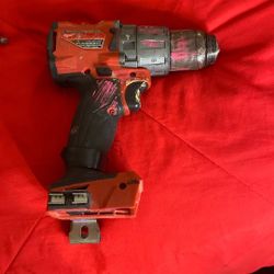 Milwaukee drill driver