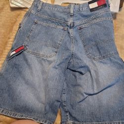 Genuine Men's Tommy Hilfiger Shorts Size 32 Good Condition 👍 👌 😀