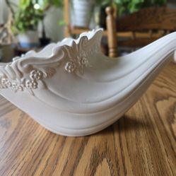 Vintage Ceramic Cornucopia 