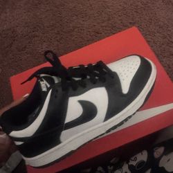 Black Low Dunk Nikes 6Y