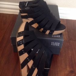 New Authentic EILEEN FISHER Black Leather Wedge Sandal Size 8, Retail:$260.00+Tax