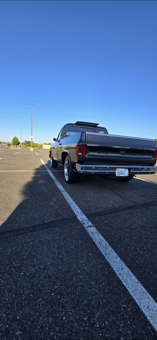 C10  Chevy 