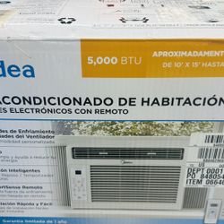 Midea 5000 BTU Window Air Conditioner AC Unit Like New In Box! 