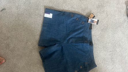 Women’s Shorts Size 16