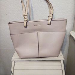 Michael Kors Purse 100% Authentic