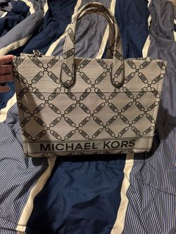 Michael Kors Tote