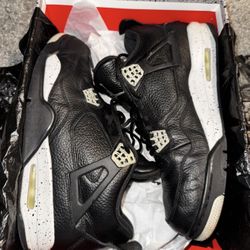 Jordan Retro 4 “Oreo”