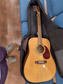 Acoustic guitar