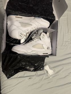 Air Jordan White Metalic 5 Size 10