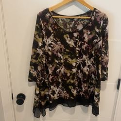 Vera Wang floral flowy long sleeve top size  0X
