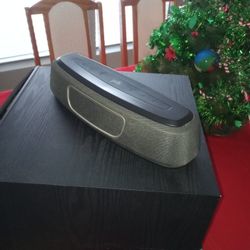 Polk Audio Center Speaker