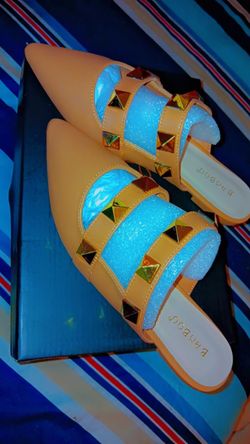 Women Slides