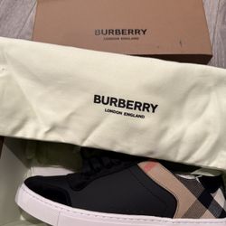 New Burberry Men Shoe Size 40 