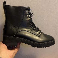 Black Women’s Boots