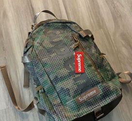 Supreme Backpack (SS24) - Woodland Camo