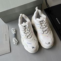 Balenciaga Triple S Sneakers 90