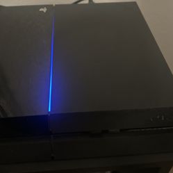 PS4 With 30 Games 